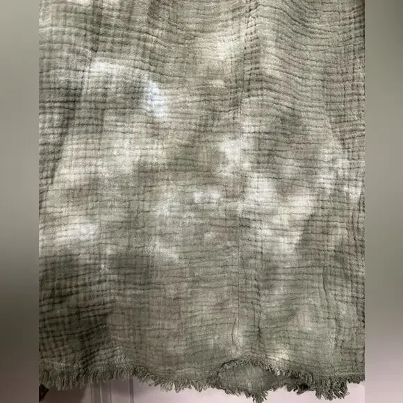 Like New Cloth & Stone Anthropologie Small Tie Dye Long Sleeve Top Raw Hem Green - Picture 4 of 6